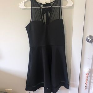 A beautiful black formal dress!!🖤